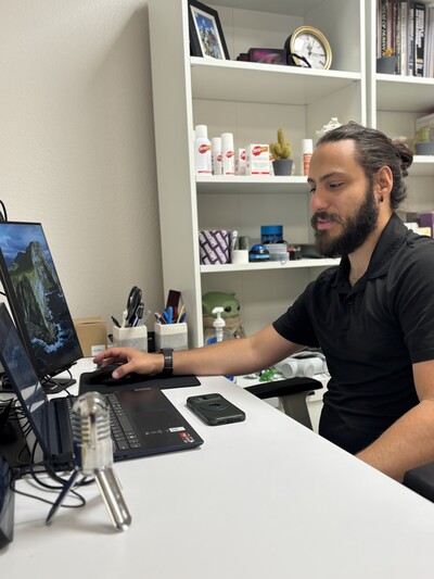 Link to: https://moveforwardchiropractic.janeapp.com/locations/move-forward-chiropractic/book#/staff_member/2